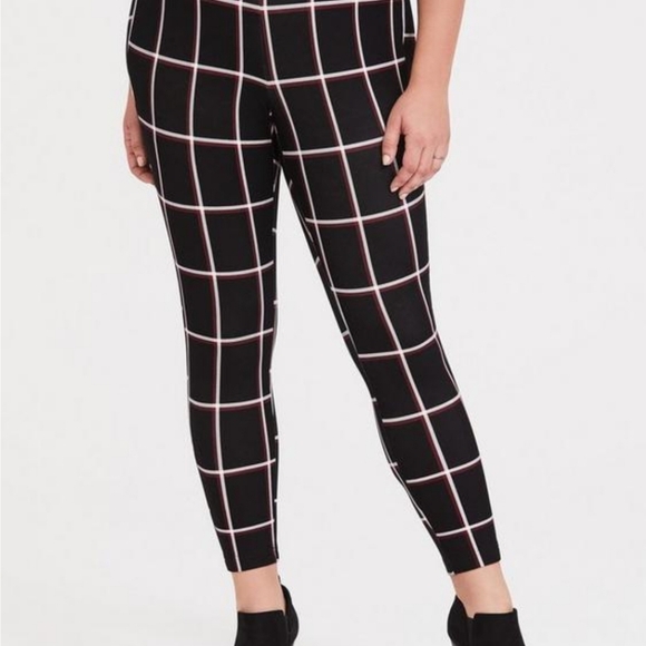 Pixie Skinny Studio Luxe Ponte High-Rise Pant - Picture 5 of 5